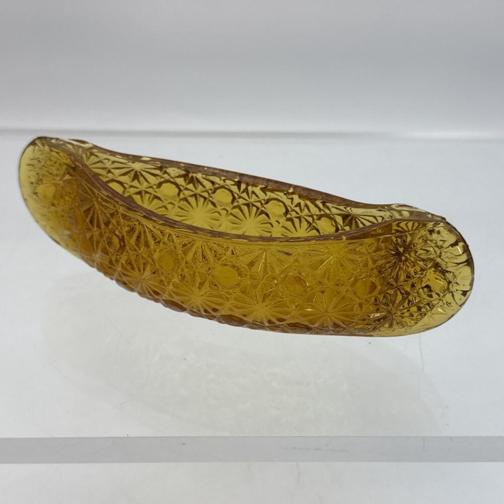Vintage Fenton Glass Amber Daisy & Button Canoe Decorative Trinket Dish.